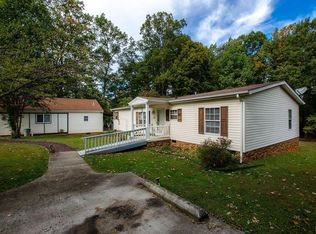 170 Woodvue Dr, Madison Heights, VA 24572