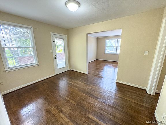 5th image of 815 Perry Hill Rd