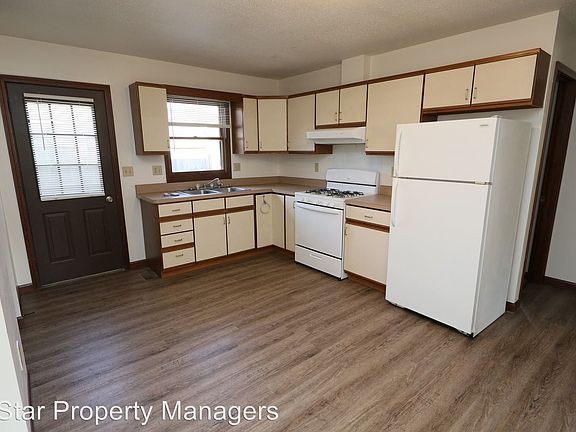 4th image of 906-B Highland Dr