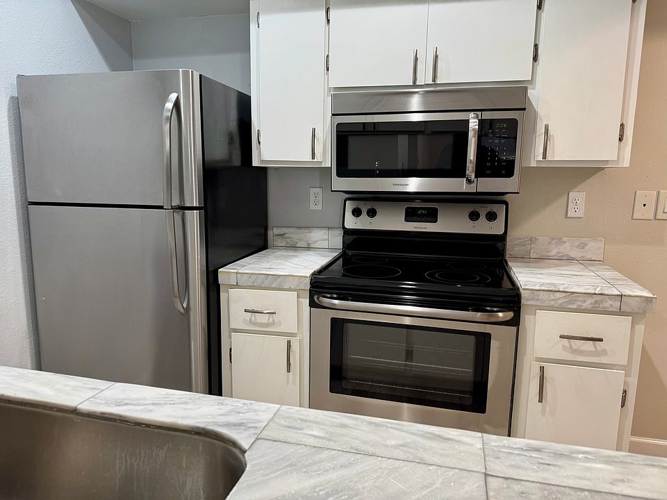 Kitchen Stainless Steel Appliances