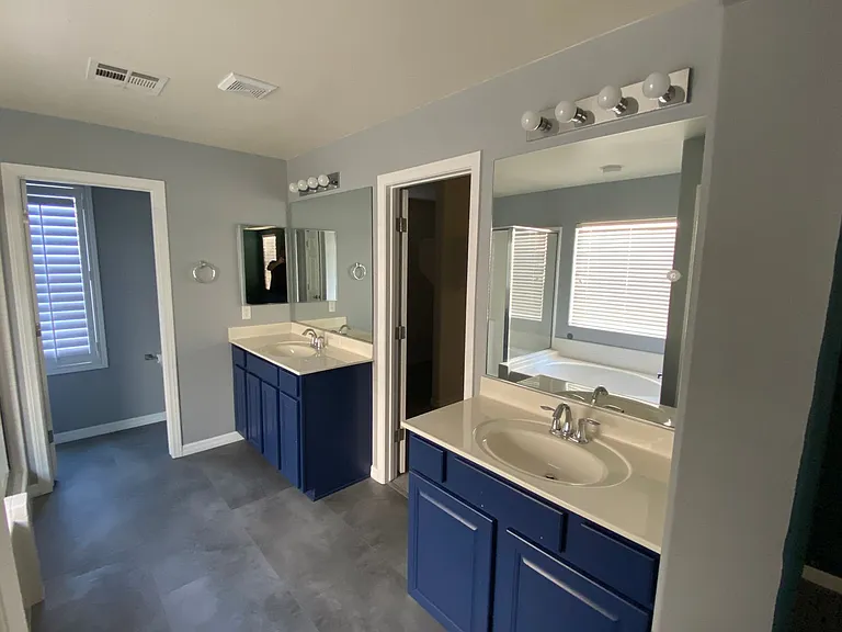 10331 Kadumba St — Photo 16