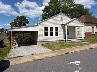 406 Realty St SW, Lenoir, NC 28645