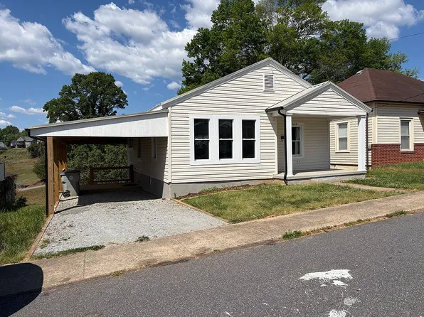 406 Realty St SW, Lenoir, NC 28645