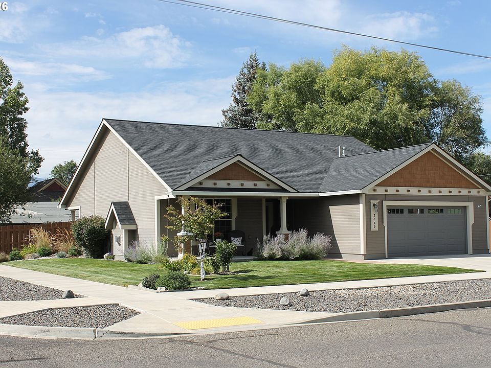 1st image of 2609 6th St