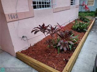 1842 Dixianna St #1, Hollywood, FL 33020