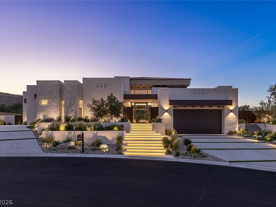 1st image of 24 Pebble Hills Ct