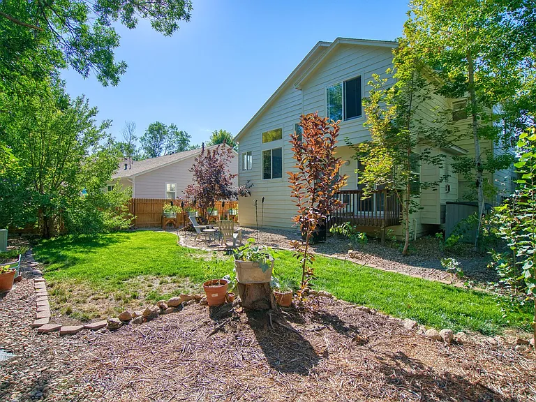 802 Timothy Dr — Photo 17