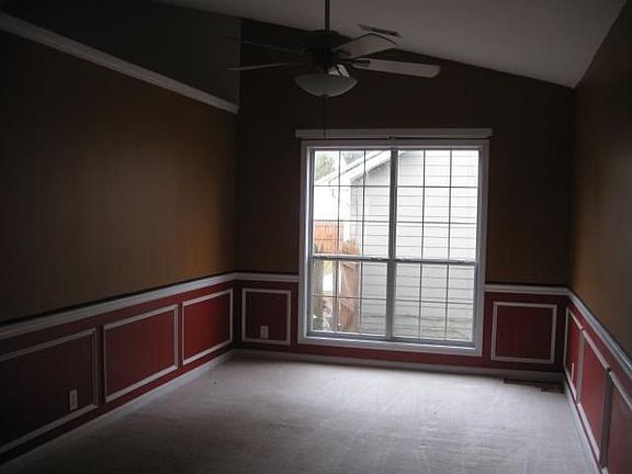 5th image of 110 Morton Walk Dr