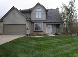 11004 Smokey Ridge Pl, Fort Wayne, IN 46818