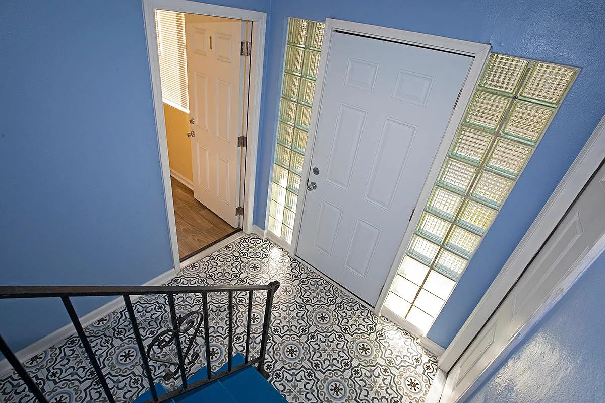 2 bed, 750 sqft, $895 — Photo 3