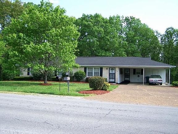 2nd image of 467 Powers Blvd