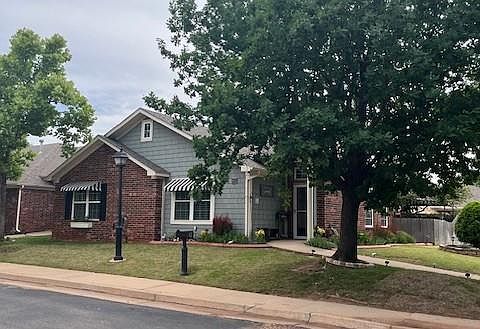 1st image of 2455 Manchester Dr Unit 82