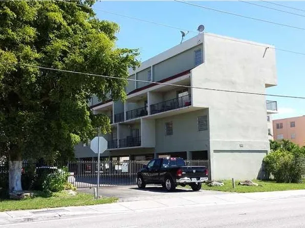 399 NW 72nd Ave APT 311, Miami, FL 33126