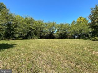 21 Seclusion Shores Dr, Mineral, VA 23117