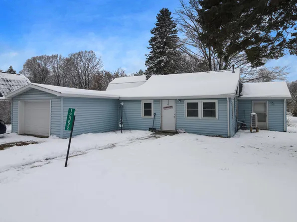 12352 Virginia St, Bear Lake, MI 49614