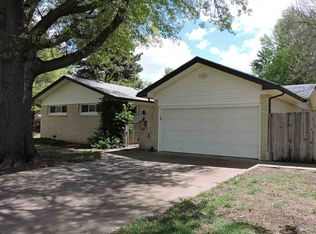 9725 W Murdock St, Wichita, KS 67212