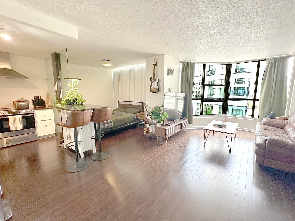Building Photo - 405 N Wabash Ave #705