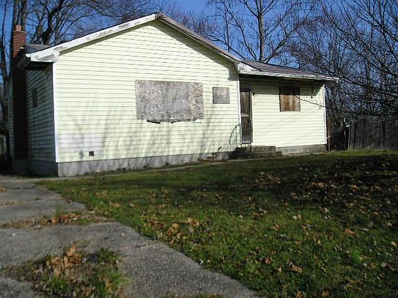 2nd image of 83 Heyward St