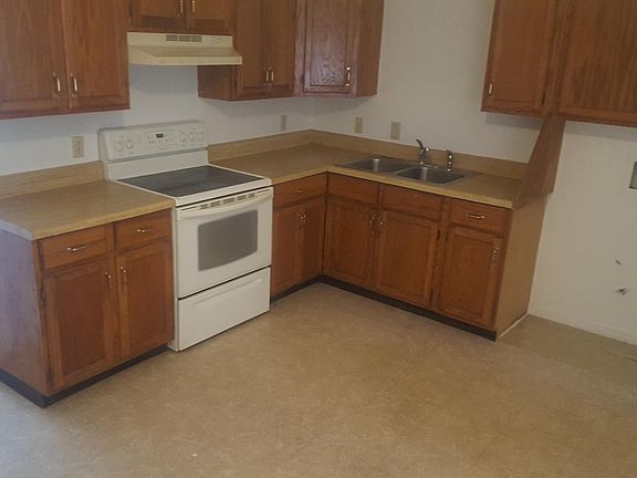2nd image of 102 Lavergne Ln