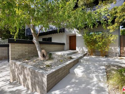 568 N Greencraig Rd, Los Angeles, CA, 90049