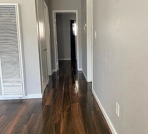 5th image of 9053 Chantry Ave #4