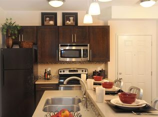 1003 W Main St #R9WMUW6QF, Urbana, IL 61801