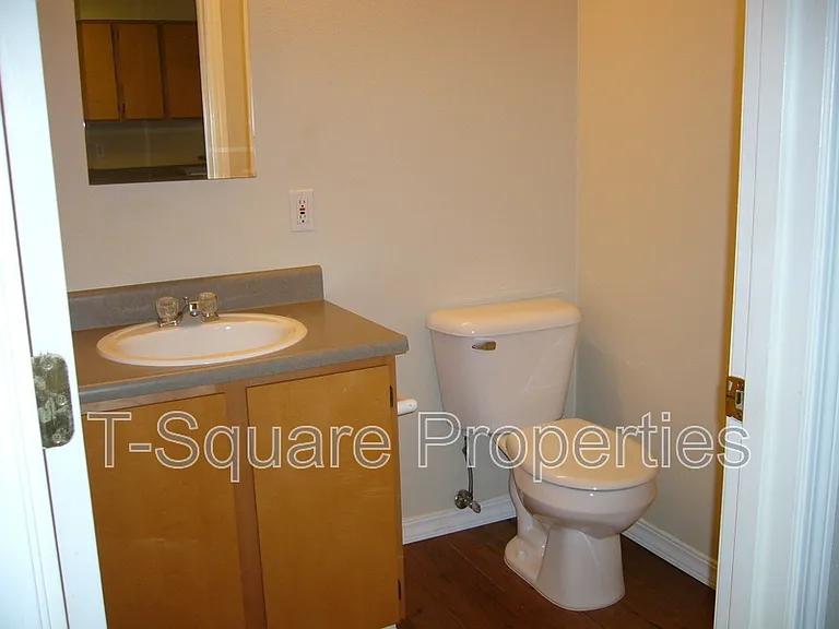 9525 NE 180th St #306 — Photo 10