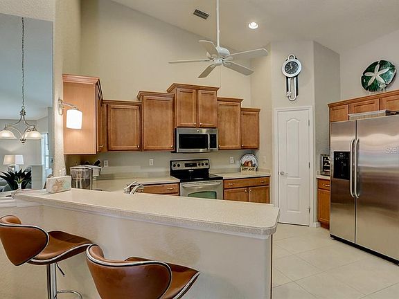 5th image of 3753 Fairway Dr