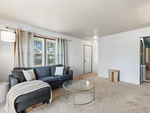 5th image of N171W20418 Ridge ROAD WEST West #20418