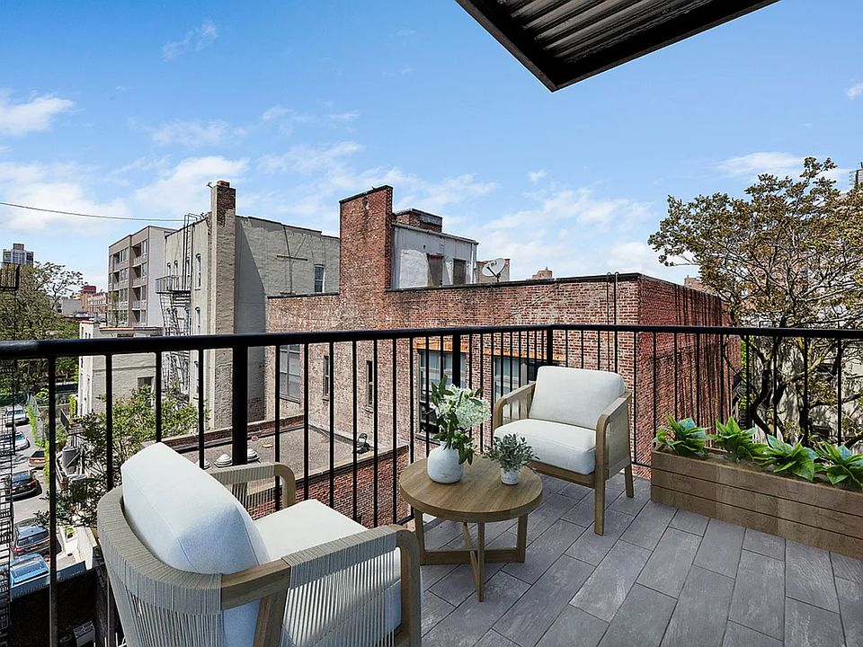 1st image of 2147 2nd Ave #4C