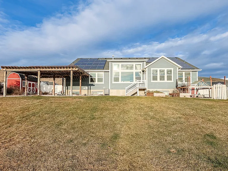 2098 E Elkhorn Rd — Photo 47
