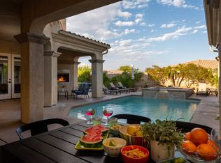 2220 N Hermosa Dr, Palm Springs, CA 92262
