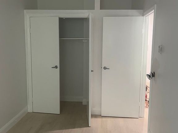 4th image of 447 W 47th St APT 3