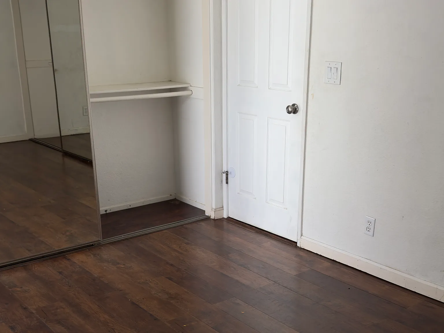 2 bed, 956 sqft, $2,450 — Photo 4