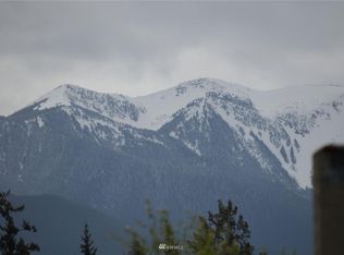 571 Lewis Rd, Port Angeles, WA 98362