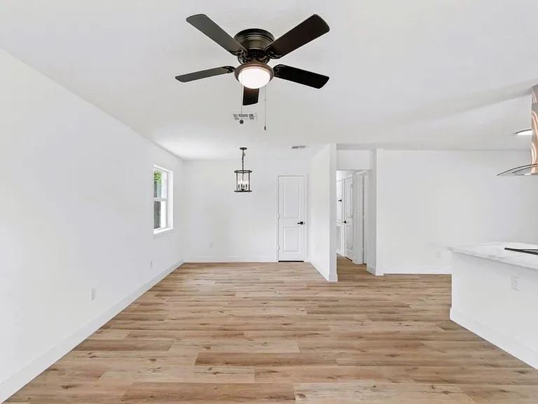 9623 Seeker St — Photo 13