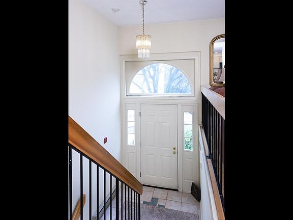 4th image of 2751 Pennsylvania Ave APT 109