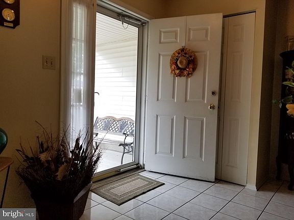 5th image of 14 Bristlecone Ct