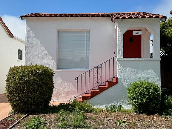 2nd image of 1209 Marin Ave