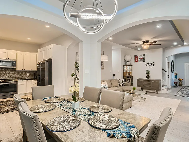 3006 Casa Bella Dr — Photo 3
