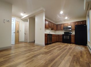 238 College, Burlington, VT 05401