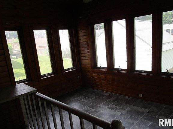 4th image of 1322 W 36th St