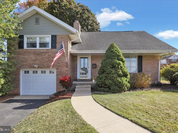2312 Bell Dr, West Lawn, PA 19609