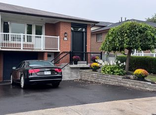 17 Cabana Dr, Toronto, ON M9L 1L1