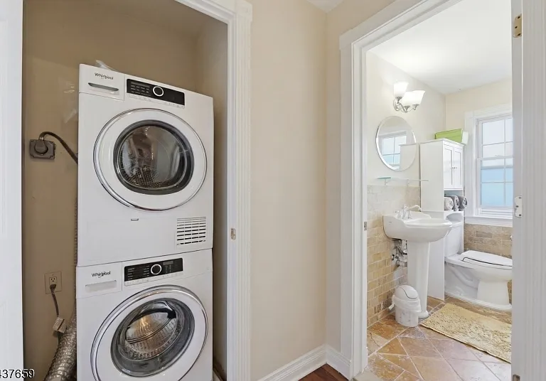 67 New England Ave #69B — Photo 14