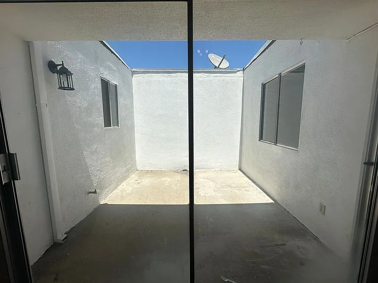 312 De Vega Ct — Photo 25