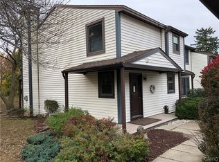8086 Verbeck Dr, Manlius, NY 13104