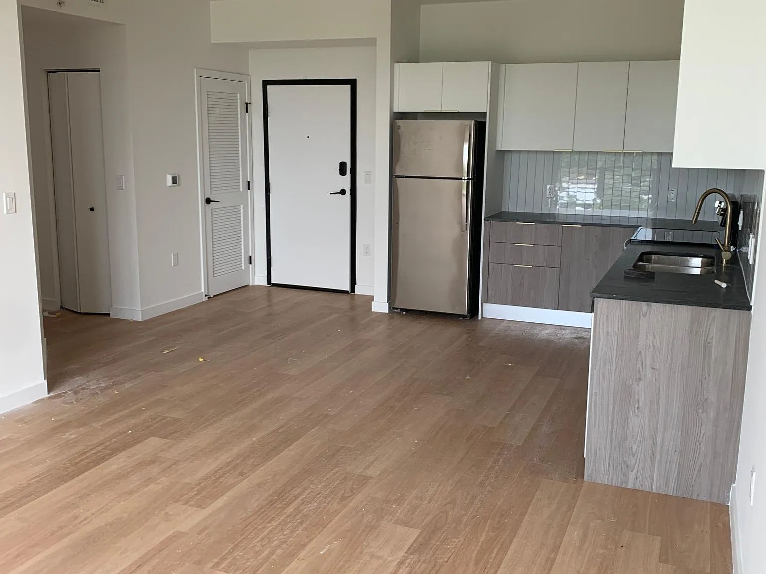 11209 Biscayne Blvd — Photo 4