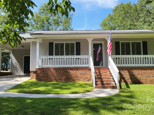 1012 E Arch St, Lancaster, SC 29720