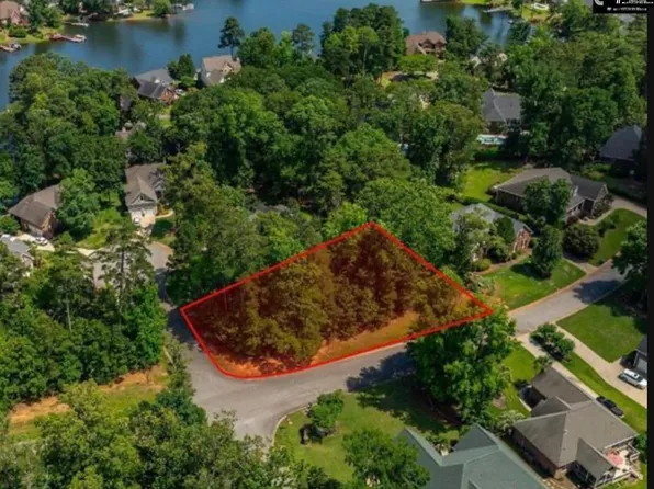 255 Lake Estate Dr, Chapin, SC 29036